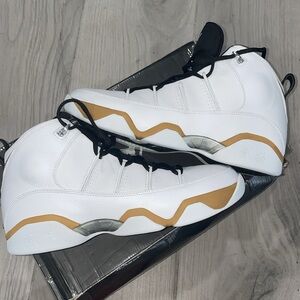 Jordan 9. 5 team black white minor gold